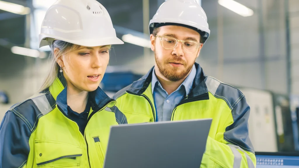 Safety and Compliance Knowledge of Reflective Safety Clothing